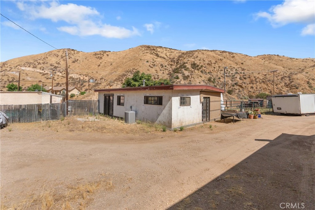 13684 Sierra, Agua Dulce, CA 91390 — photo 1