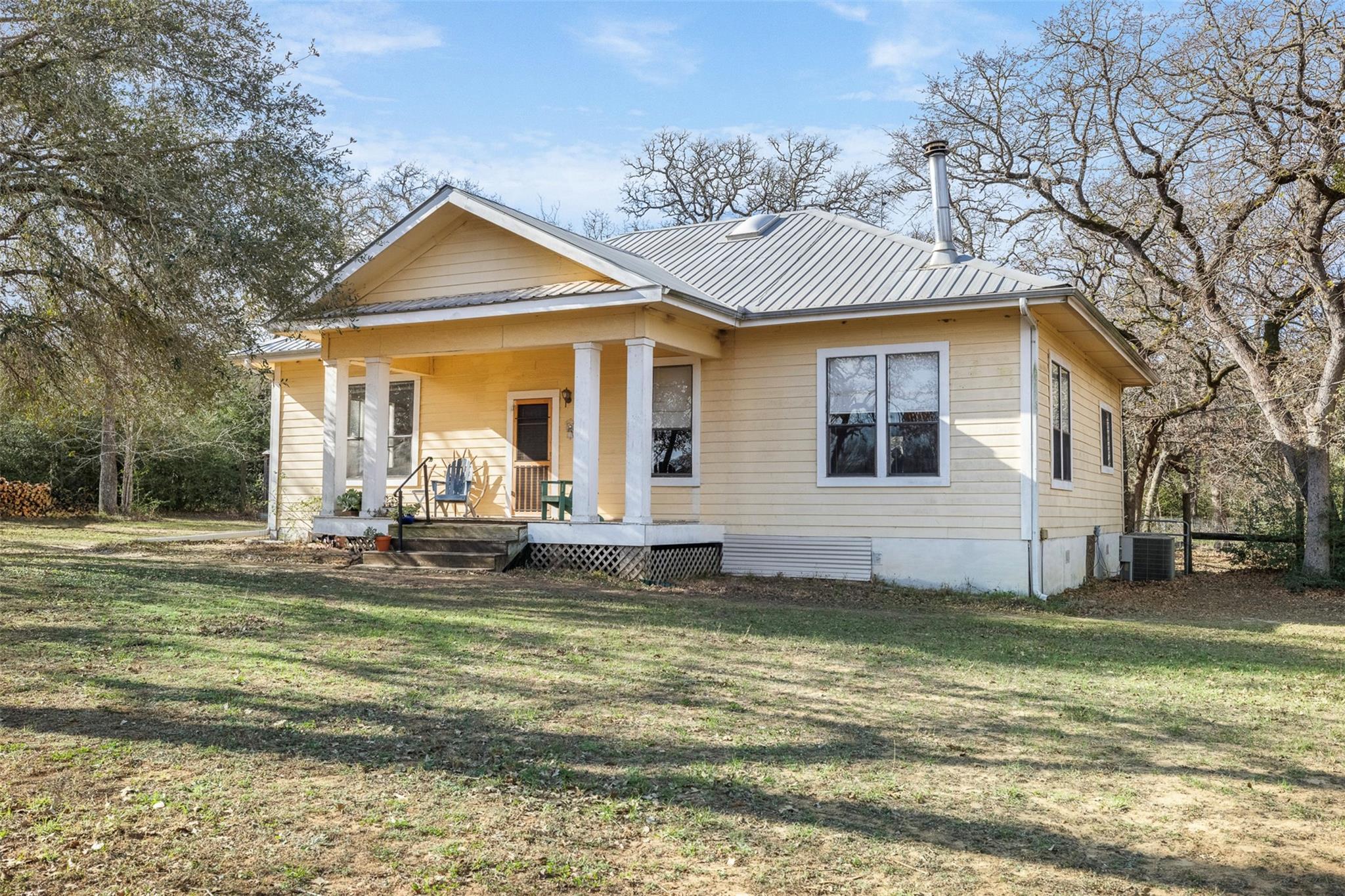 1139  Private Road 7009 Rd, Lexington, TX 78947 — photo 1