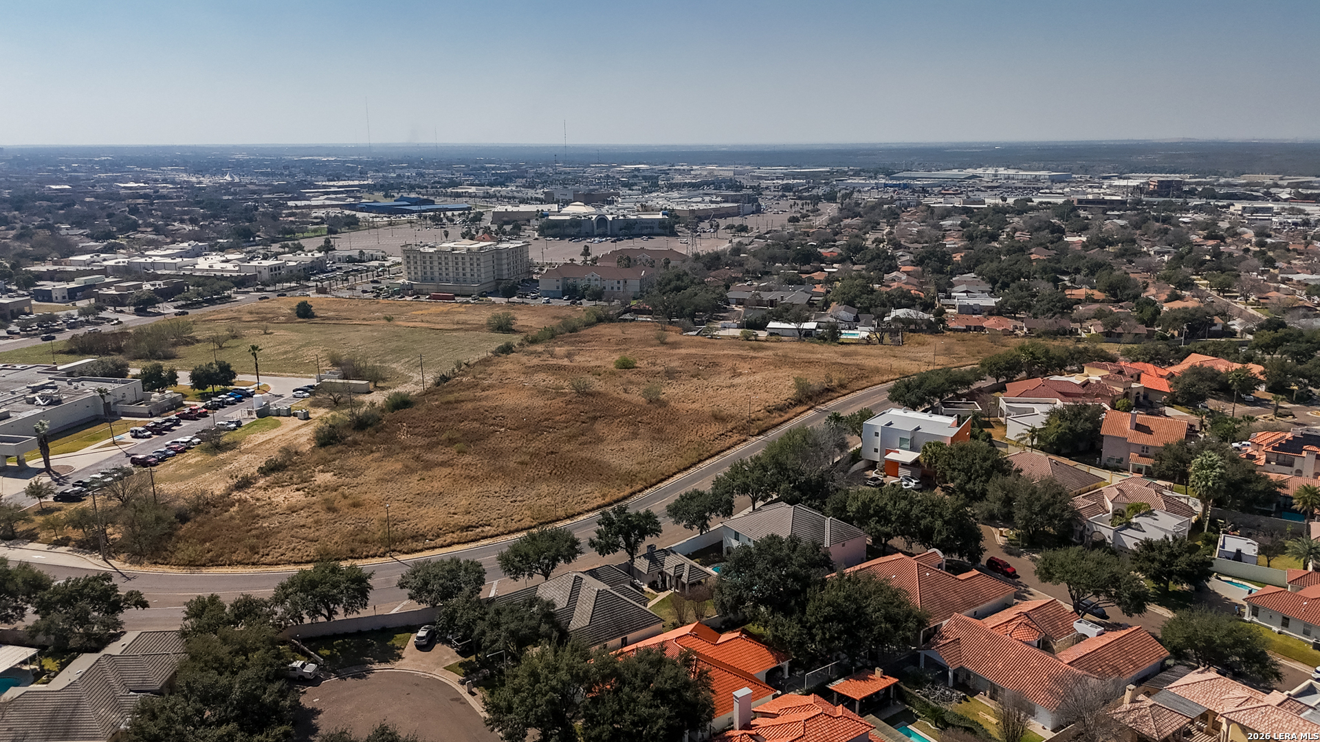 000 Springfield Ave., Laredo, TX 78041 — photo 1