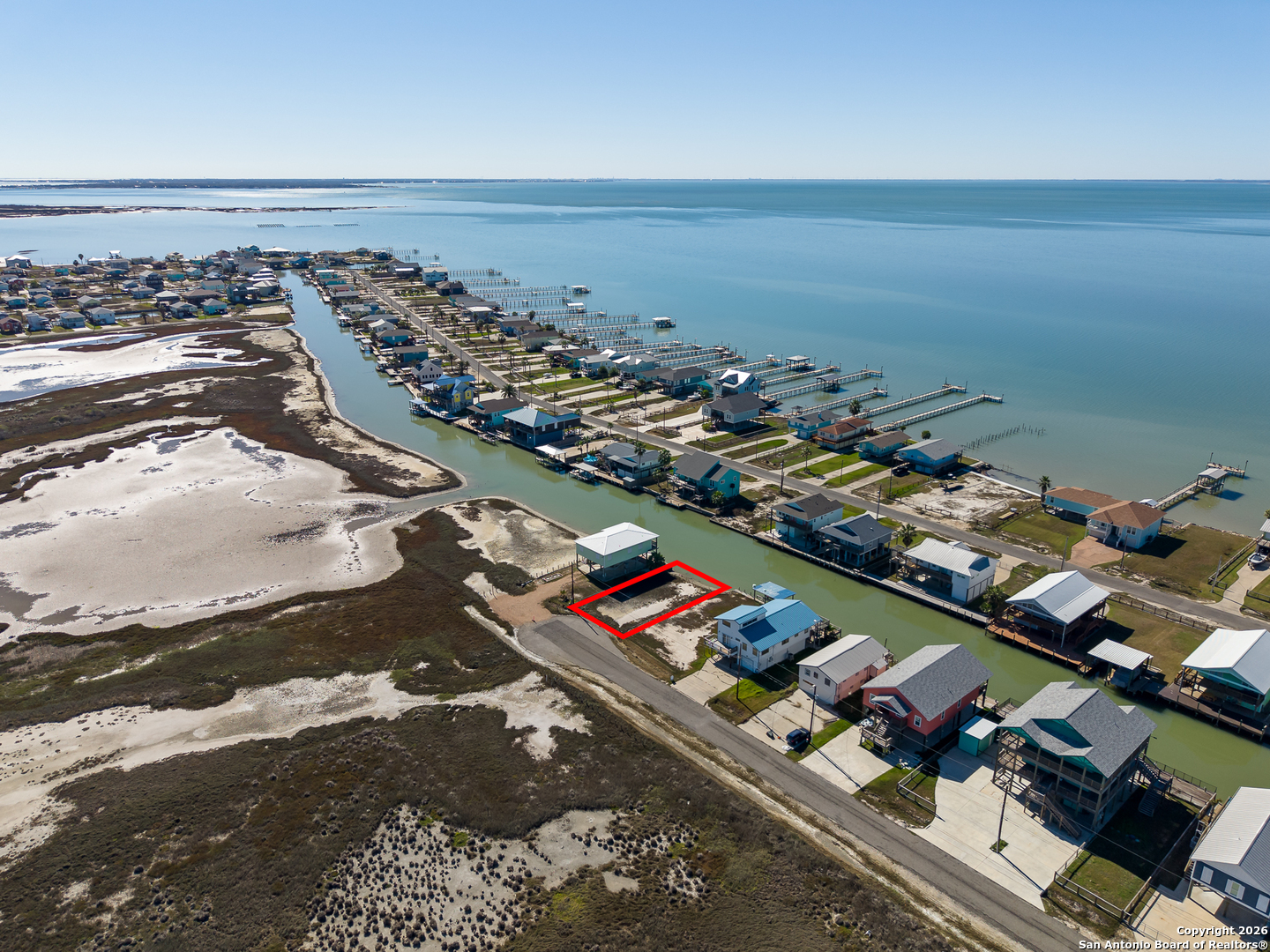 153 Starfish Dr, Rockport, TX 78382 — photo 1