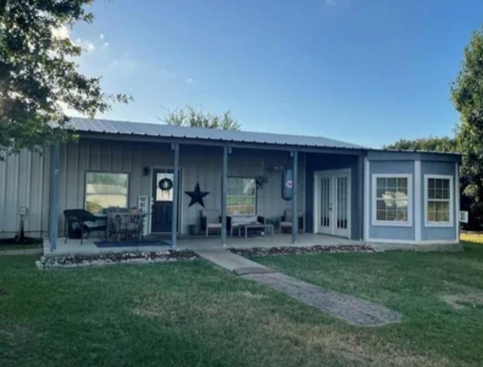 616 Rockdale, Lexington, TX 78947 — photo 1