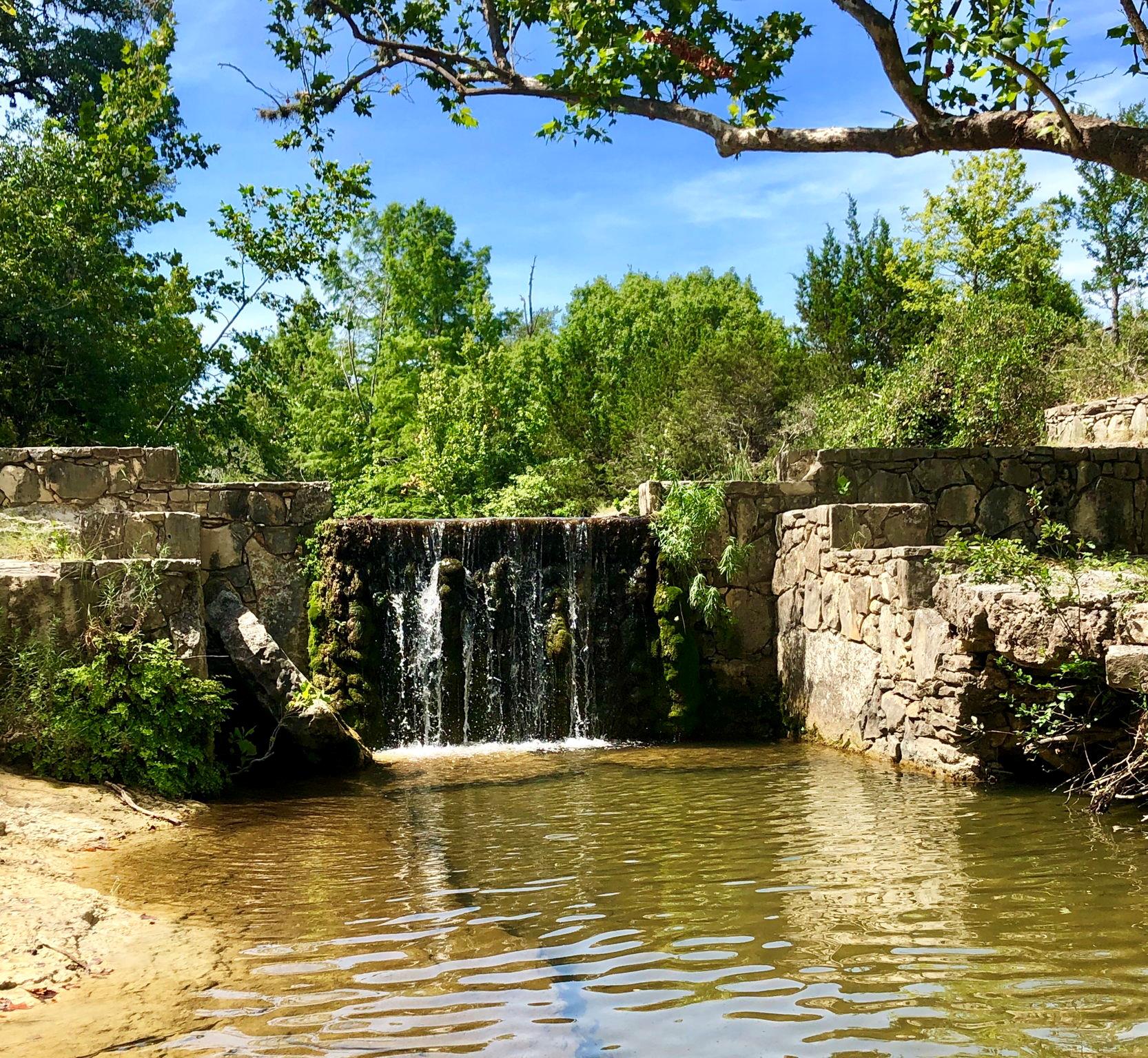 100 Dario, Dripping Springs, TX 78620 — photo 1