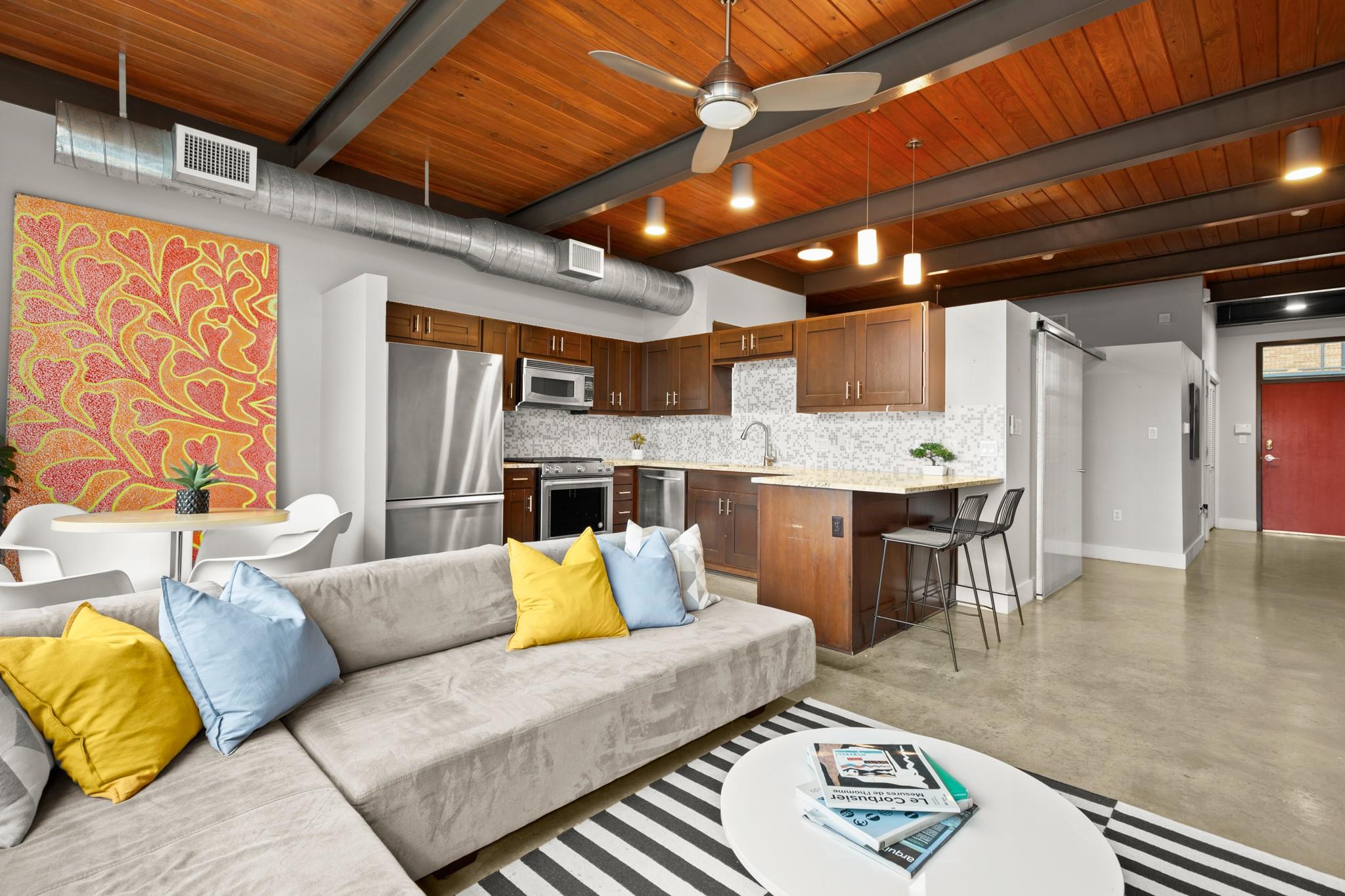 2205 Lamar, Austin, TX 78705 — photo 1