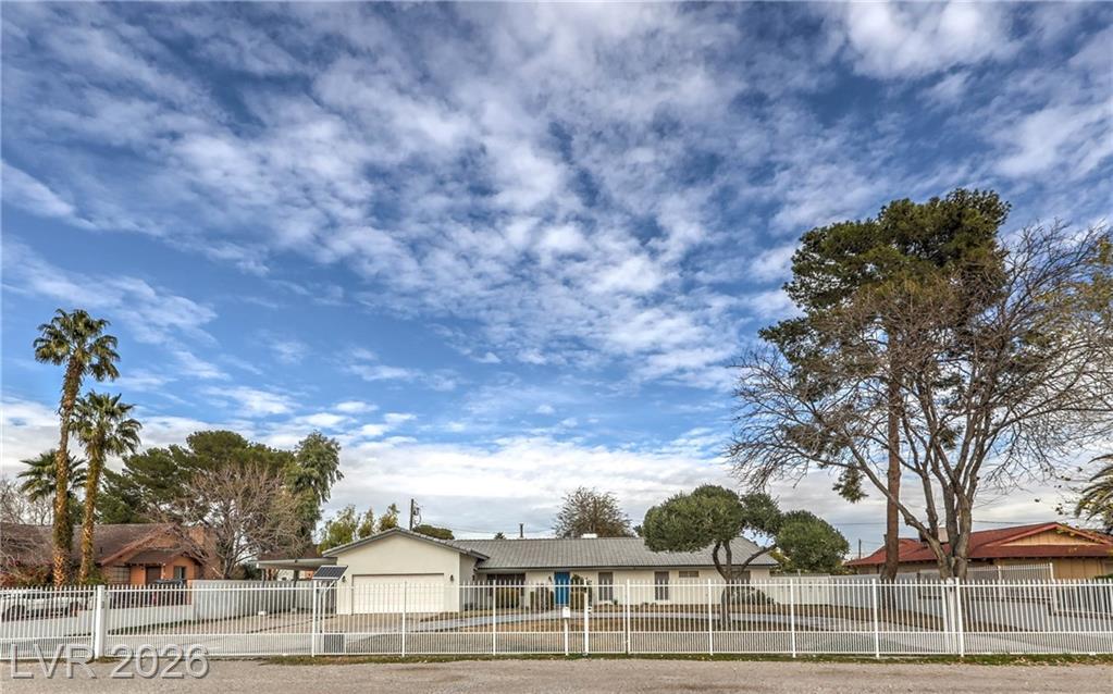 5854 Alfred Drive, Las Vegas, NV 89108 — photo 1