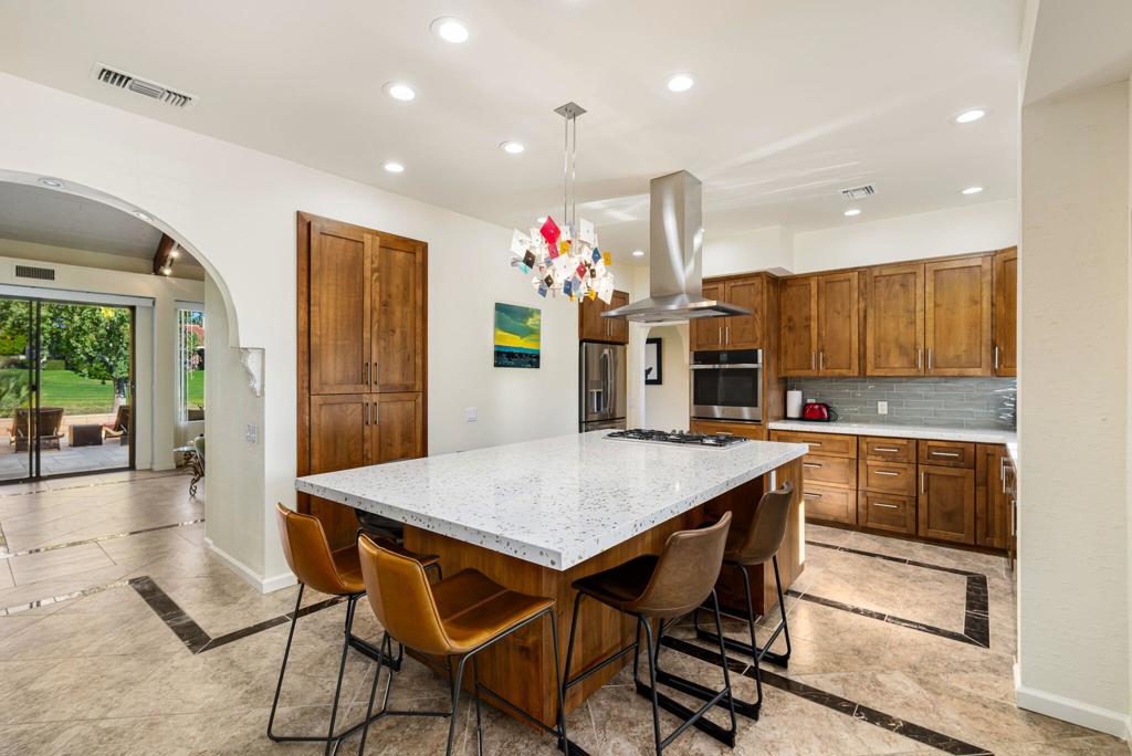 128 Desert W Drive, Rancho Mirage, CA 92270 — photo 1