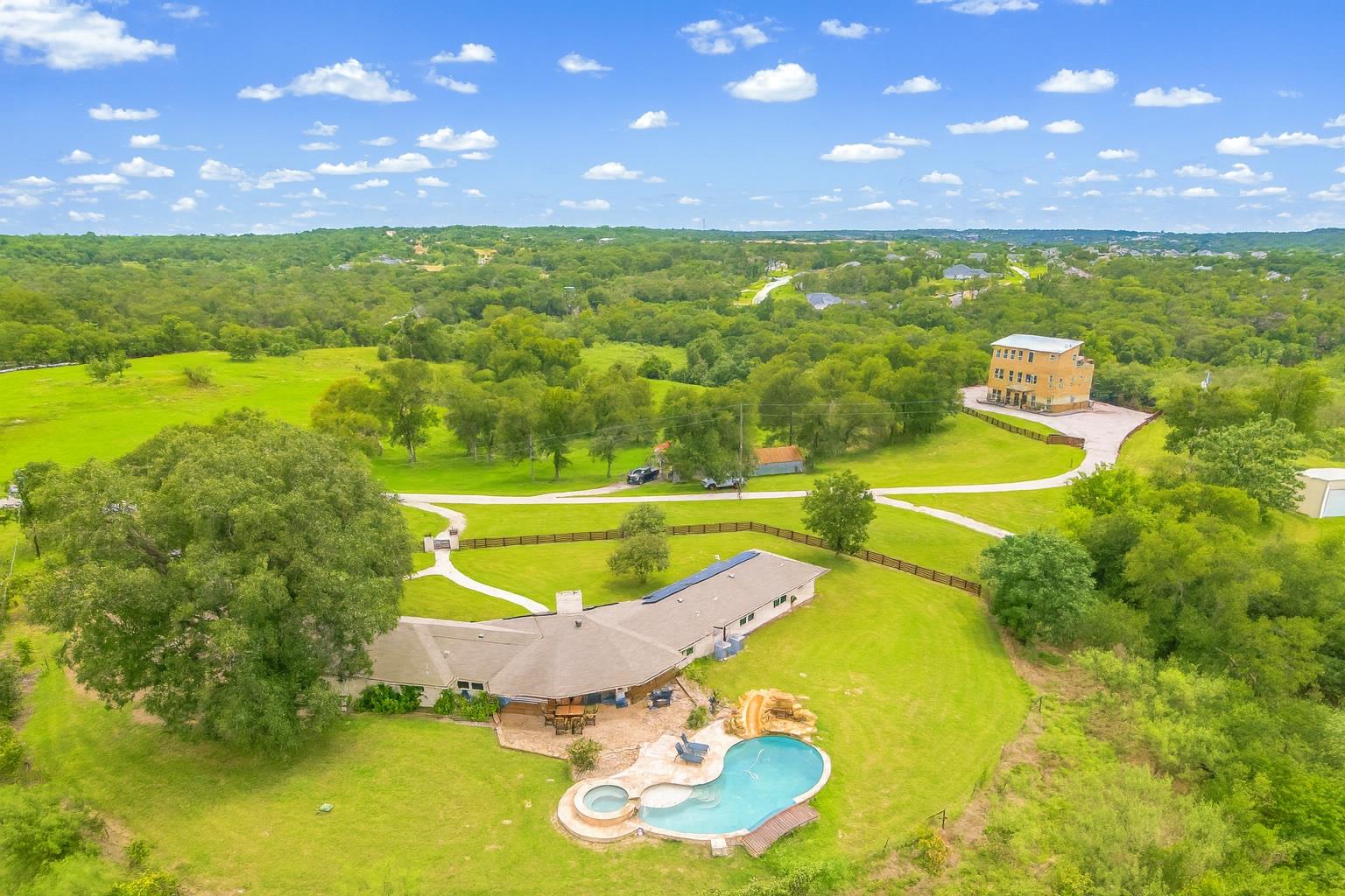520 Double Eagle Ranch, Cedar Creek, TX 78612 — photo 1