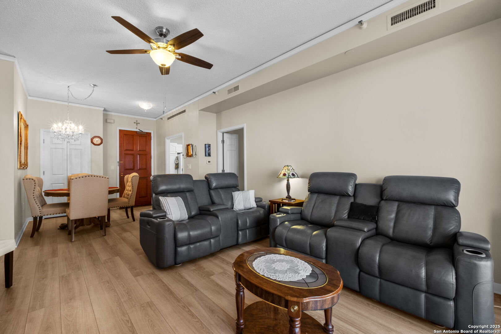 1 Towers Park Ln, ,  78209 — photo 1