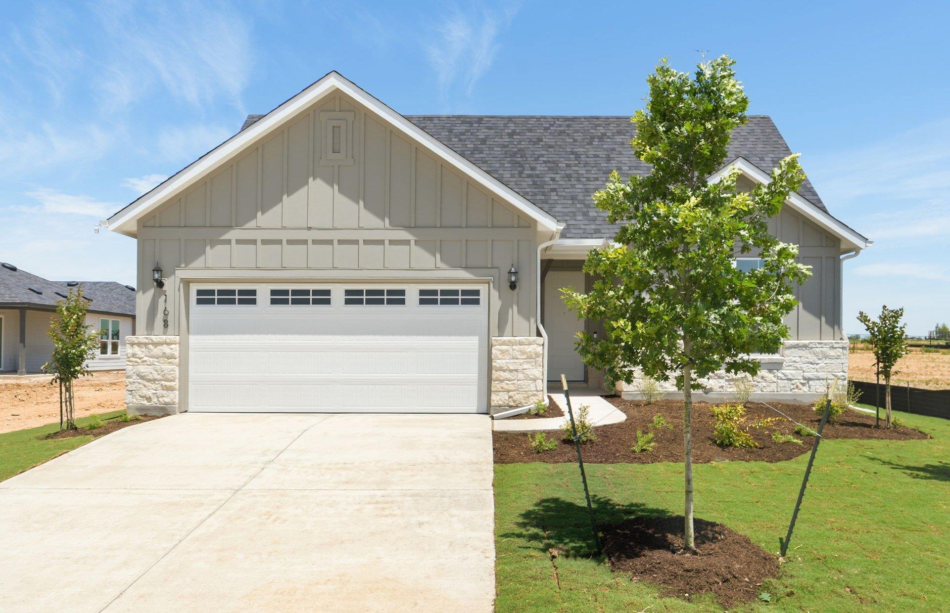 168 Frontera, Bastrop, TX 78602 — photo 1