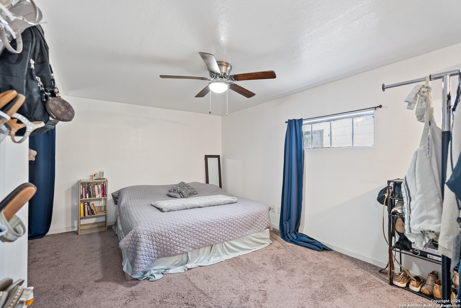 359 Tomrob, ,  78220 — photo 1