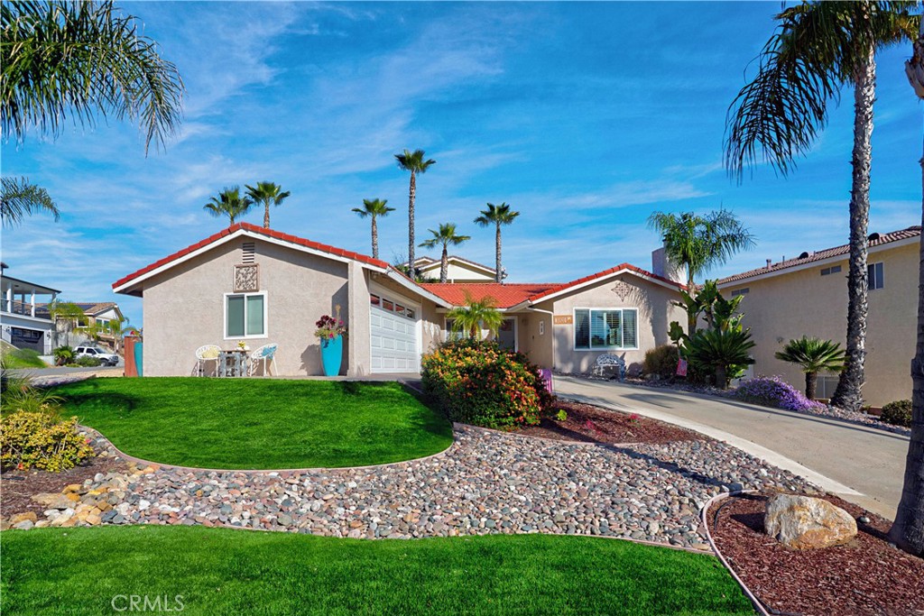 30820 Early Round, Canyon Lake, CA 92587 — photo 1