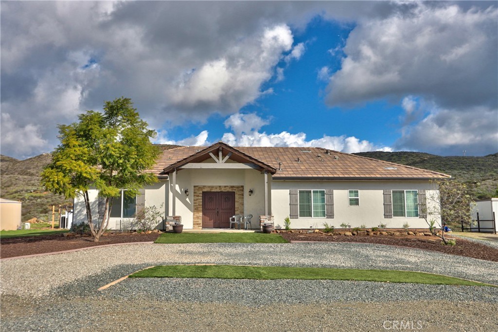 40105 Voyager, Temecula, CA 92592 — photo 1