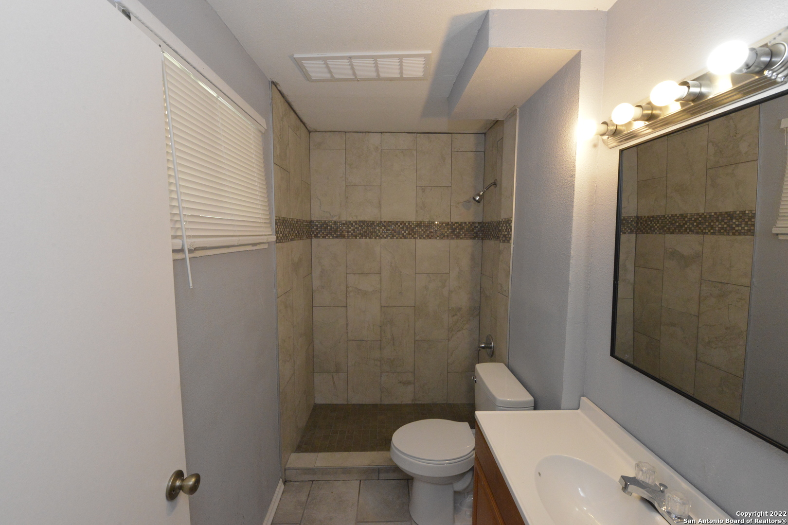 302 Artemis, , 78218 — photo 1