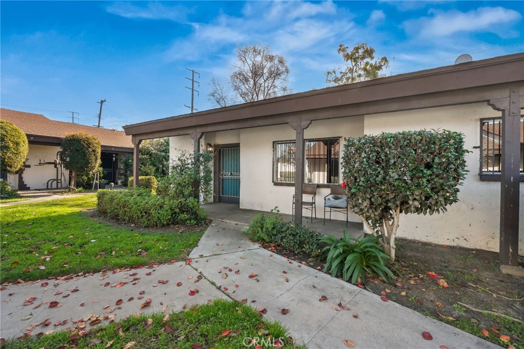 2011 W Katella 3, Anaheim, CA 92804 — photo 1