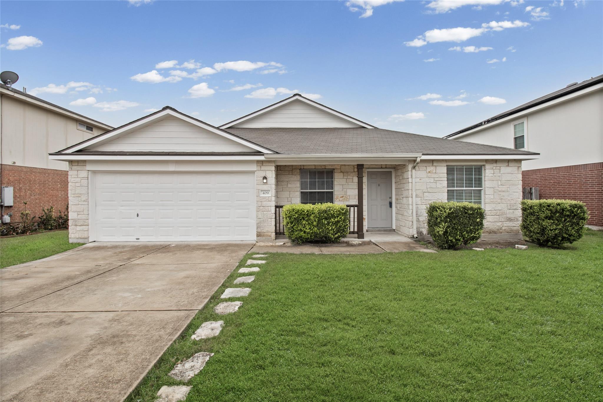 409 Blackman, Hutto, TX 78634 — photo 1