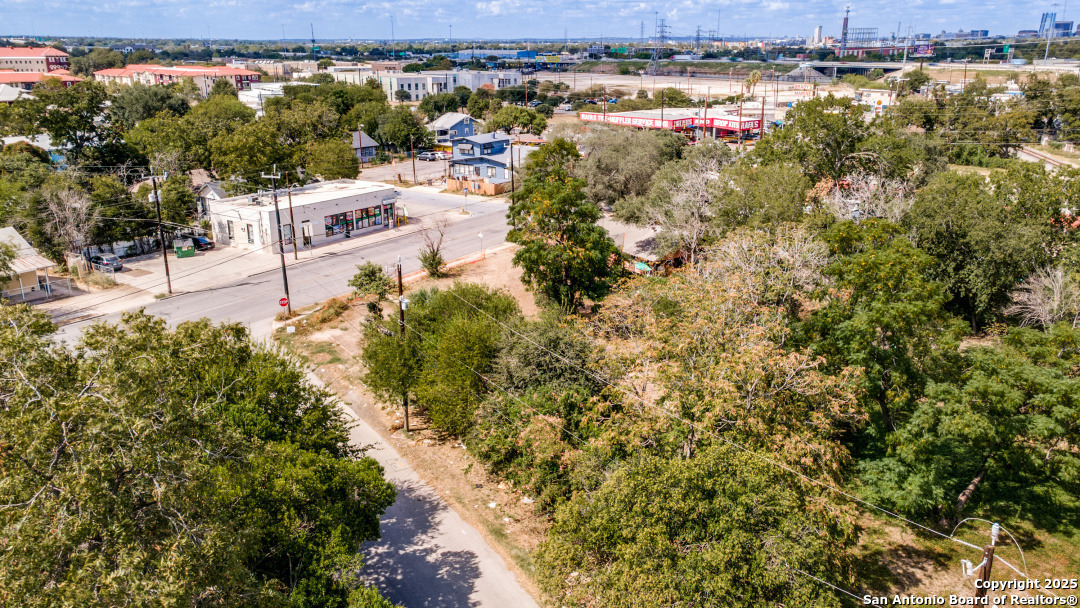 1322 Roosevelt, San Antonio, TX 78210 — photo 1