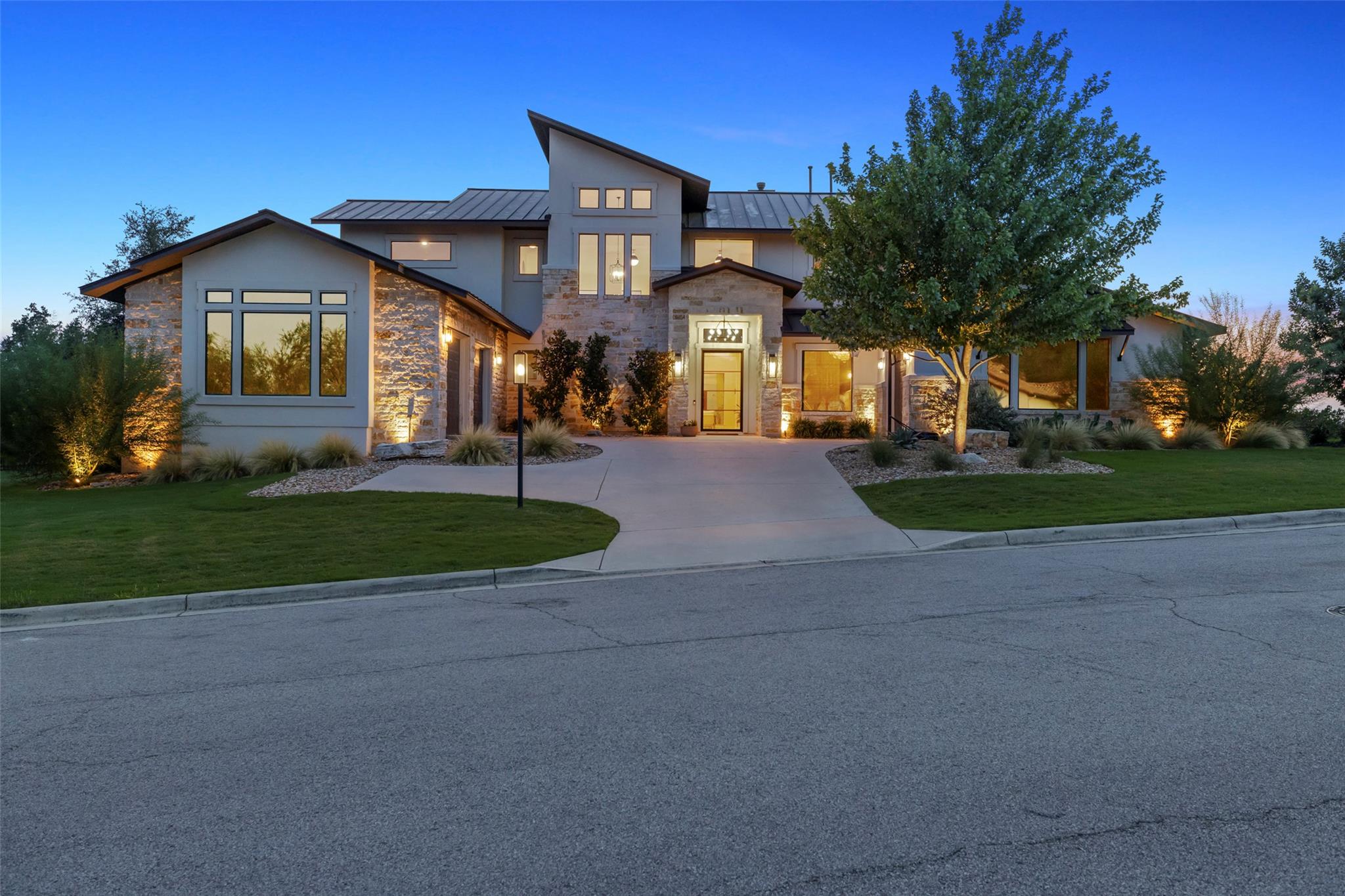 204 Ringtail Stream, Lakeway, TX 78738 — photo 1