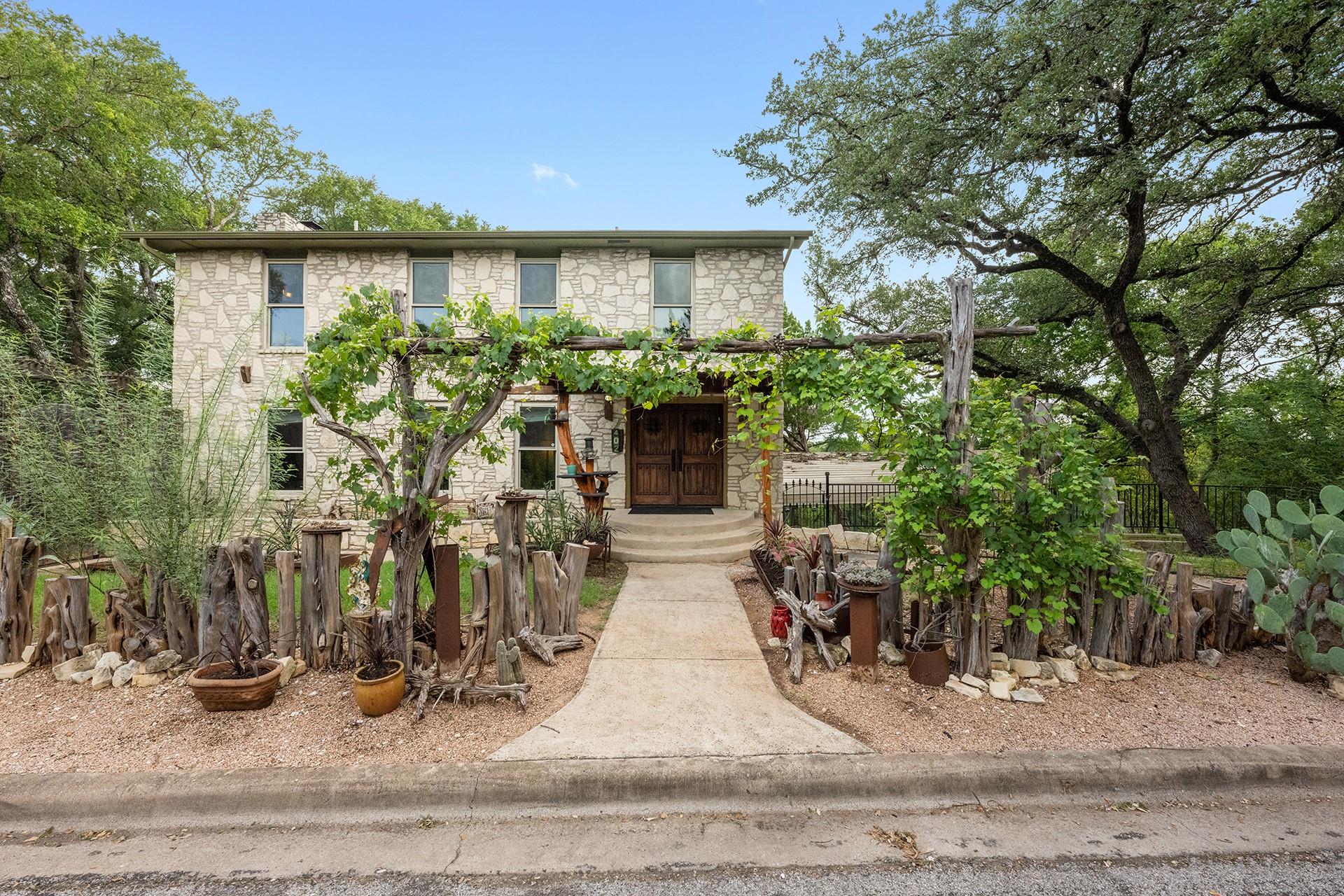 402 Bear Canyon Dr, Manchaca, TX 78652 — photo 1