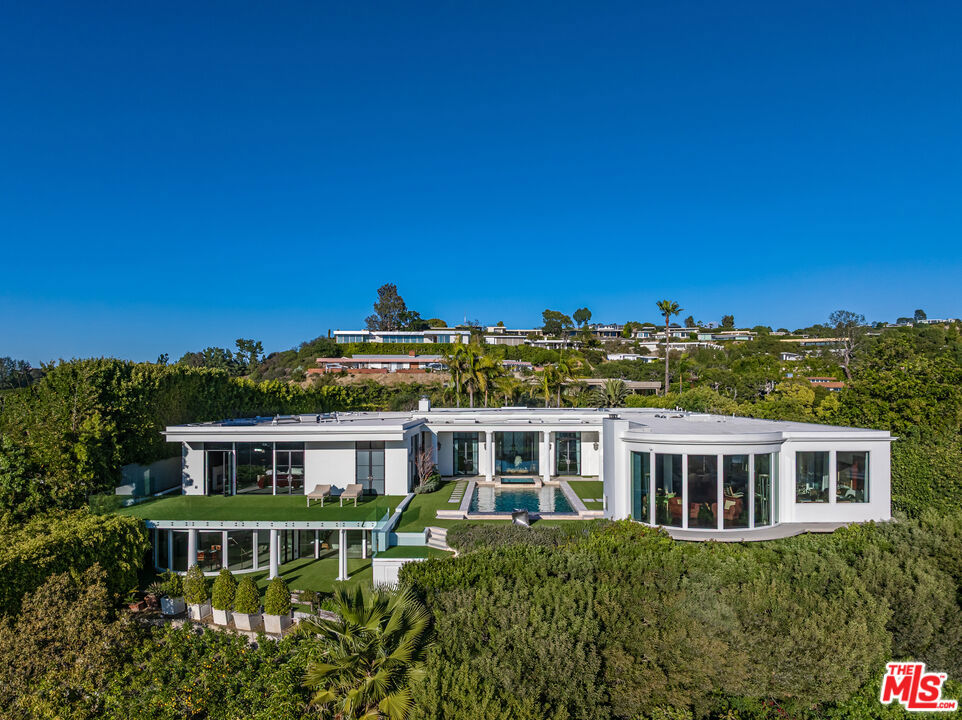 610 Arkell Drive, Beverly Hills, CA 90210 — photo 1