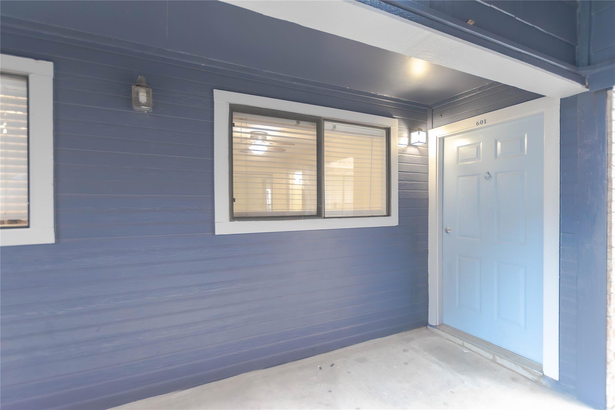 2500  Burleson Rd  #601, Austin, TX 78741 — photo 1