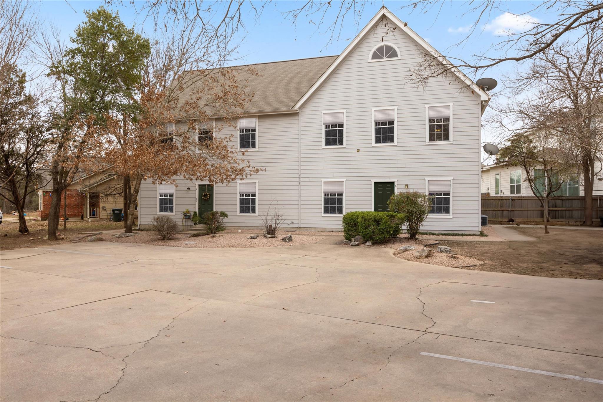 2908 Whisper Oaks, Georgetown, TX 78628 — photo 1