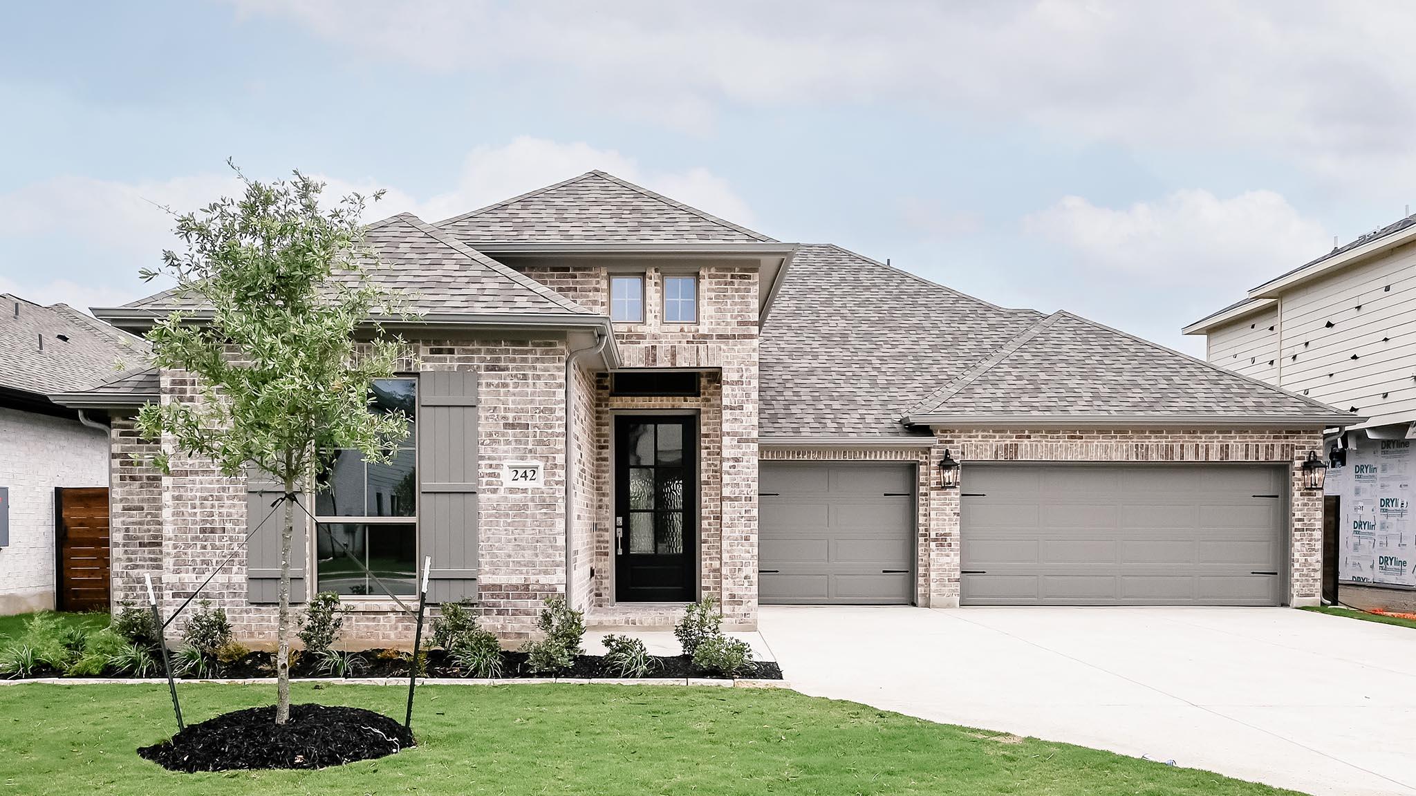 242 Melody, Lockhart, TX 78644 — photo 1