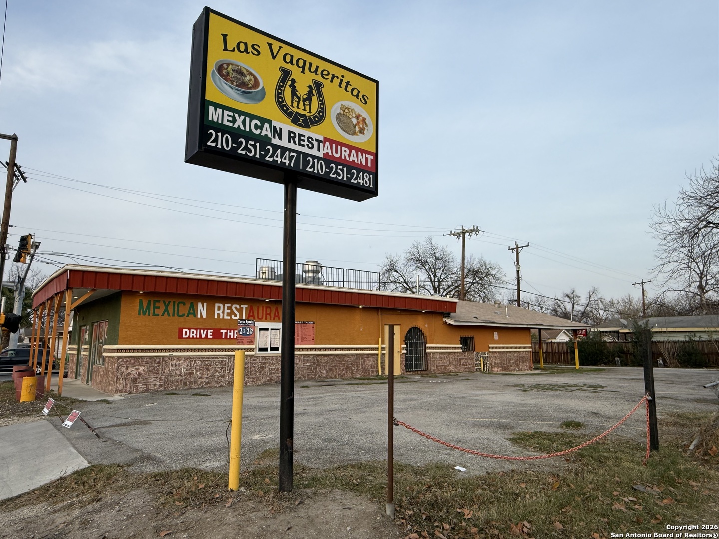 5402 S Zarzamora, San Antonio, TX 78211 — photo 1