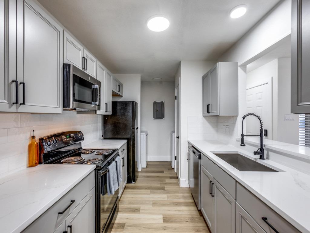 1845 River Crossing Cir #A, Austin, TX 78741 — photo 1