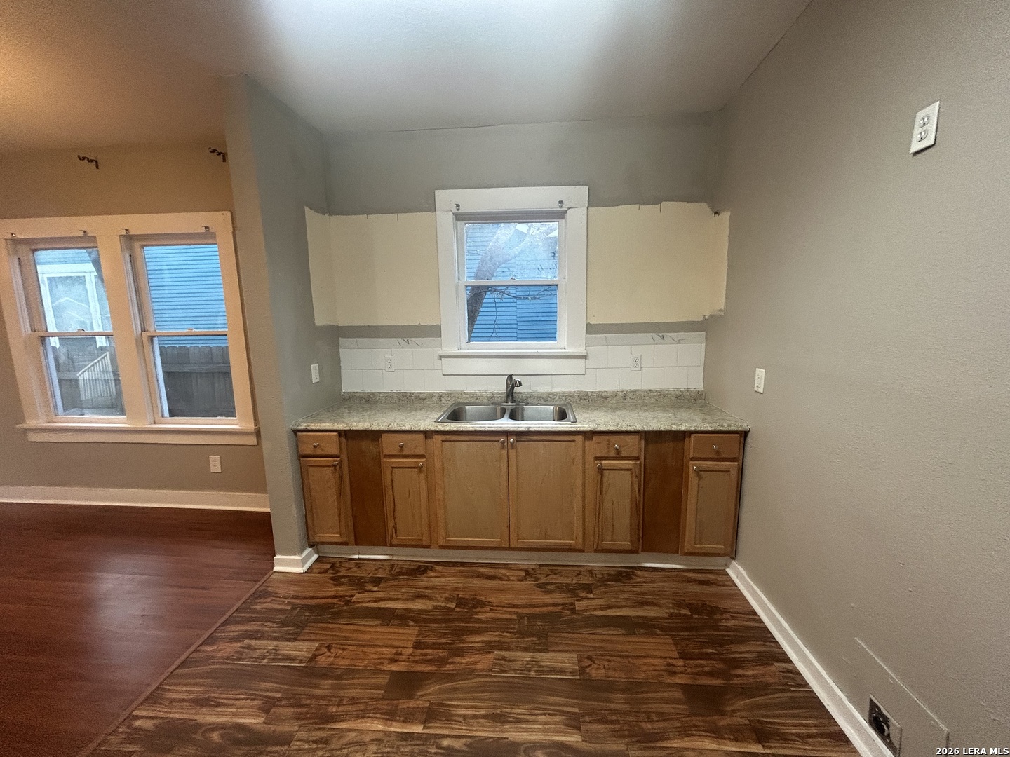 1607 Hays, ,  78202 — photo 1