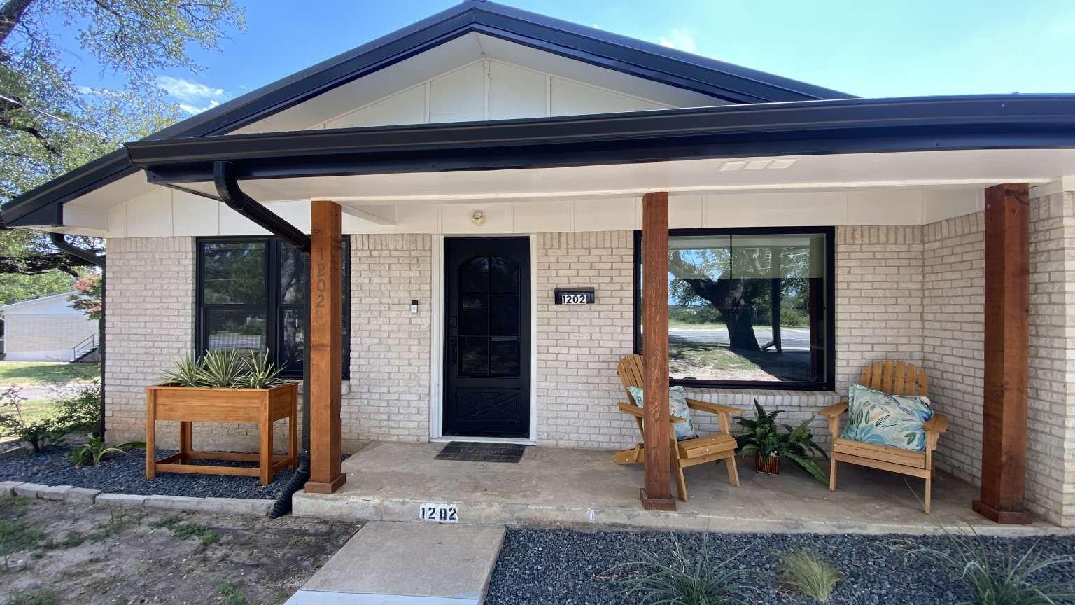 1202 Nix, Lampasas, TX 76550 — photo 1
