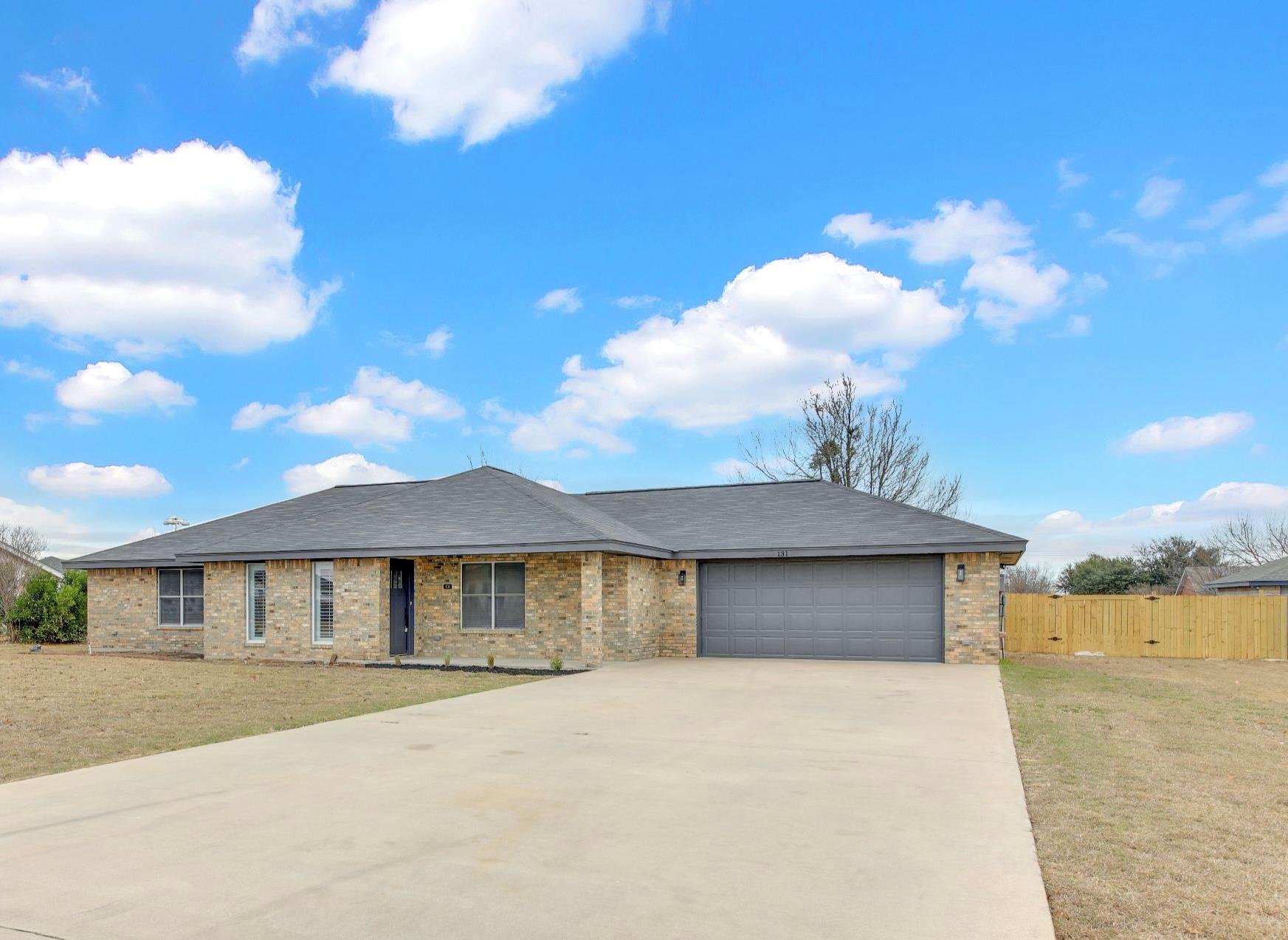 131 Meadow Valley, Jarrell, TX 76537 — photo 1