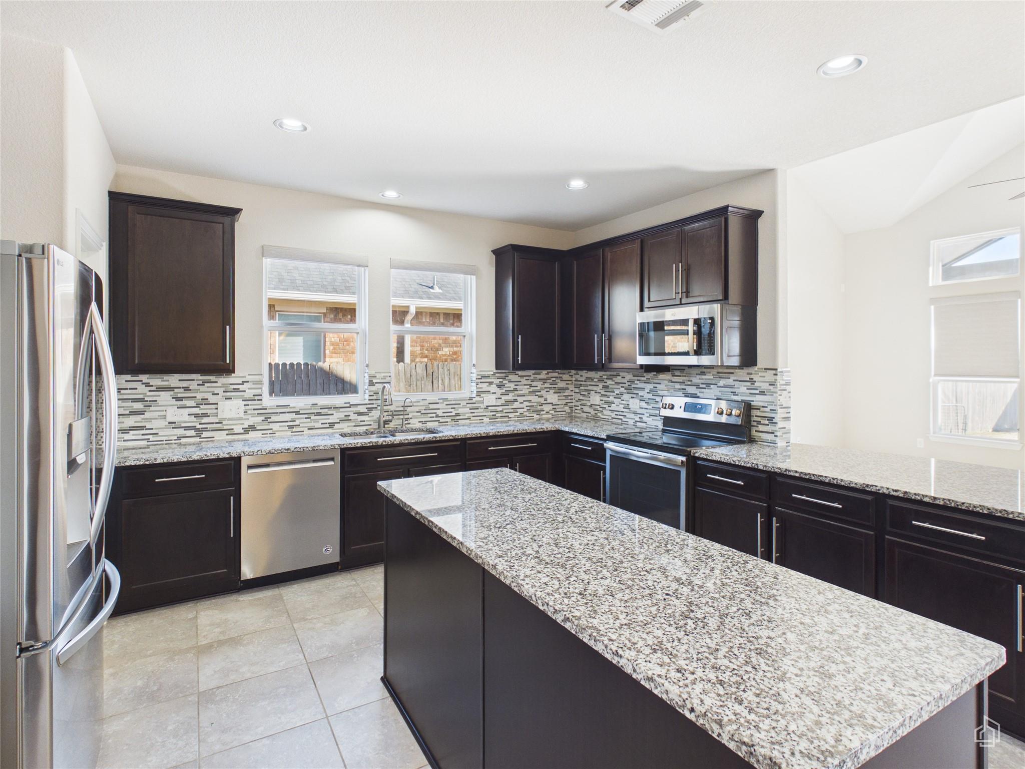 310 Hibiscus, Hutto, TX 78634 — photo 1