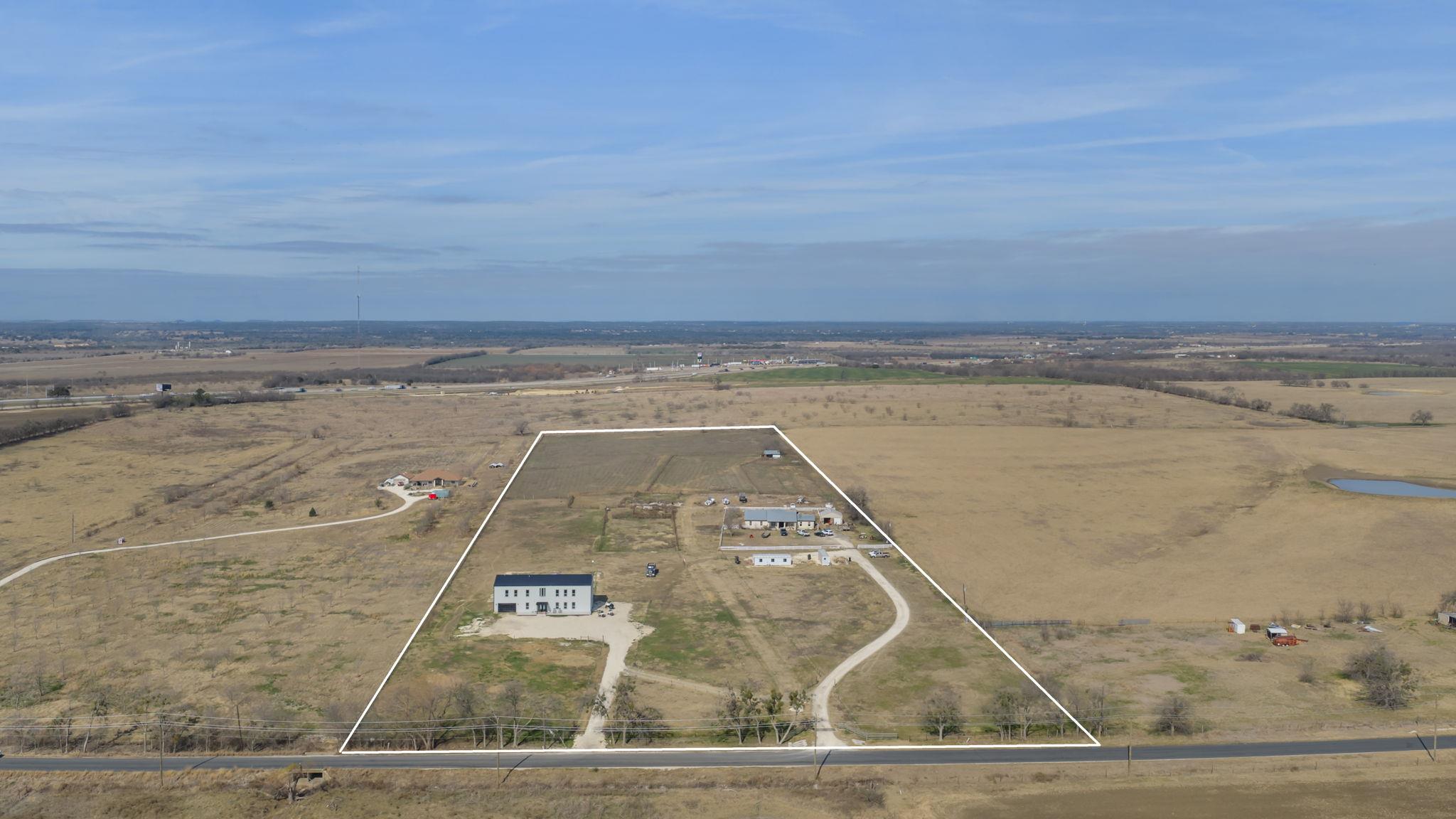 835 County Road 304, Jarrell, TX 76537 — photo 1