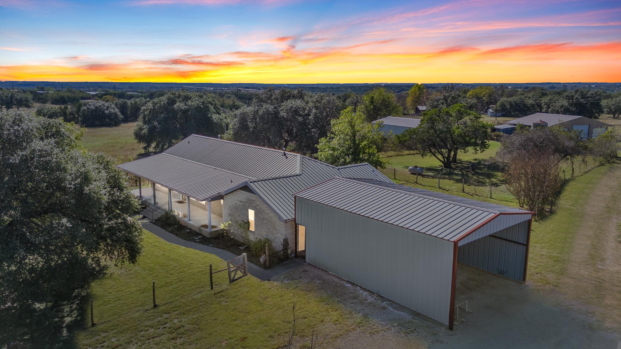 1336 Fm 1174, Bertram, TX 78605 — photo 1