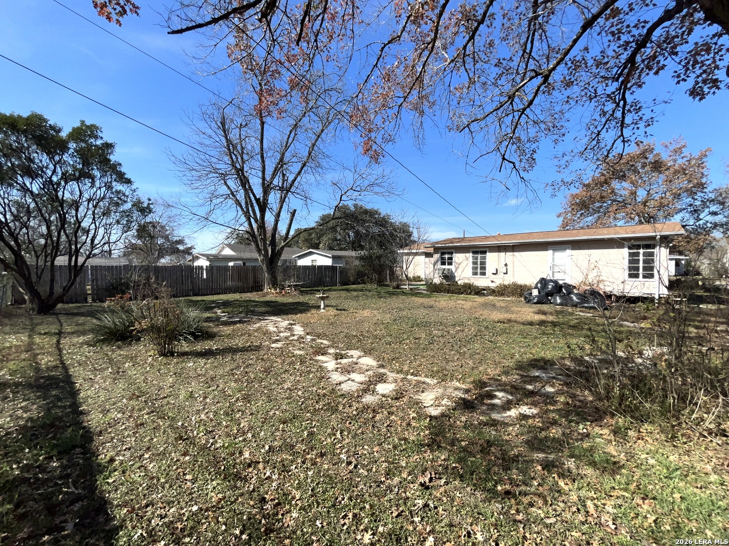 140 Golden Crown, , 78223 — photo 1