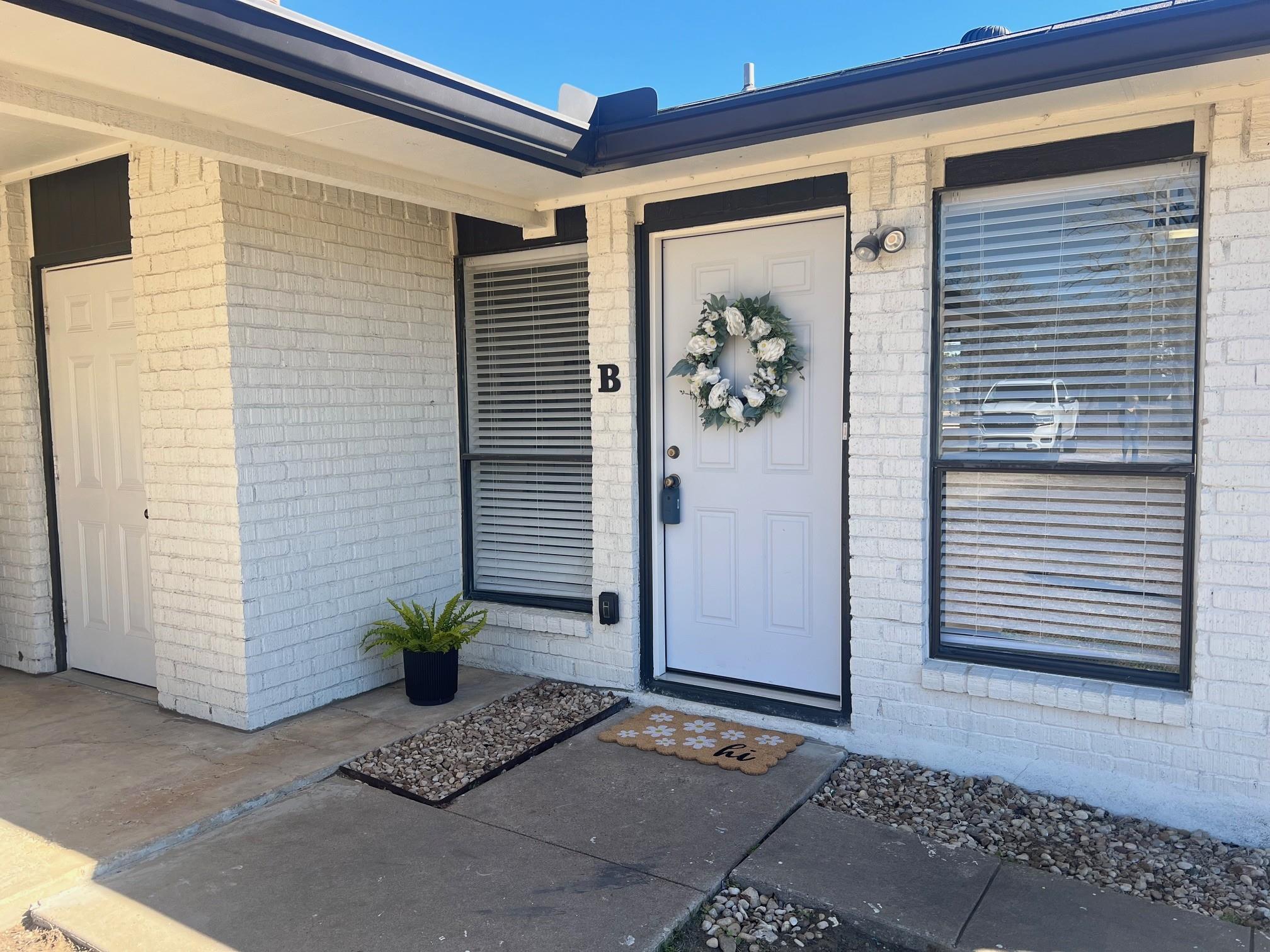 245 Mount Olive, Cedar Creek, TX 78612 — photo 1