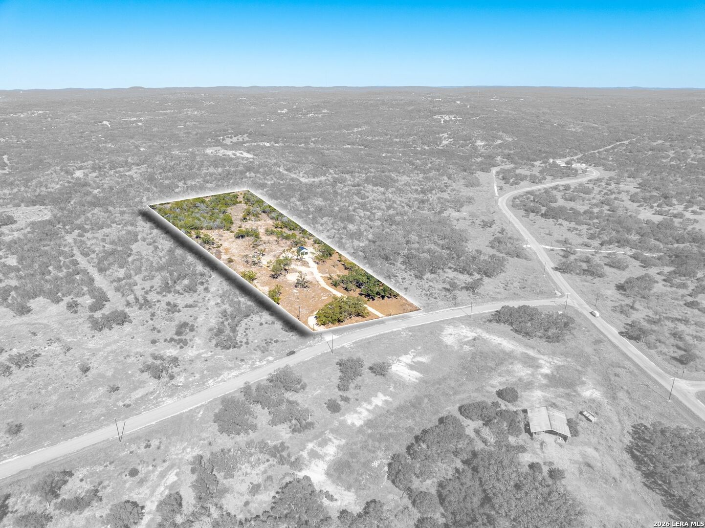 174 Crescent Ridge, Hondo, TX 78009 — photo 1