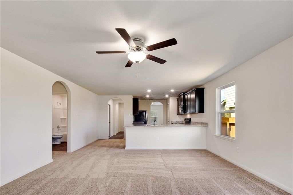140 Allington, Jarrell, TX 76537 — photo 1