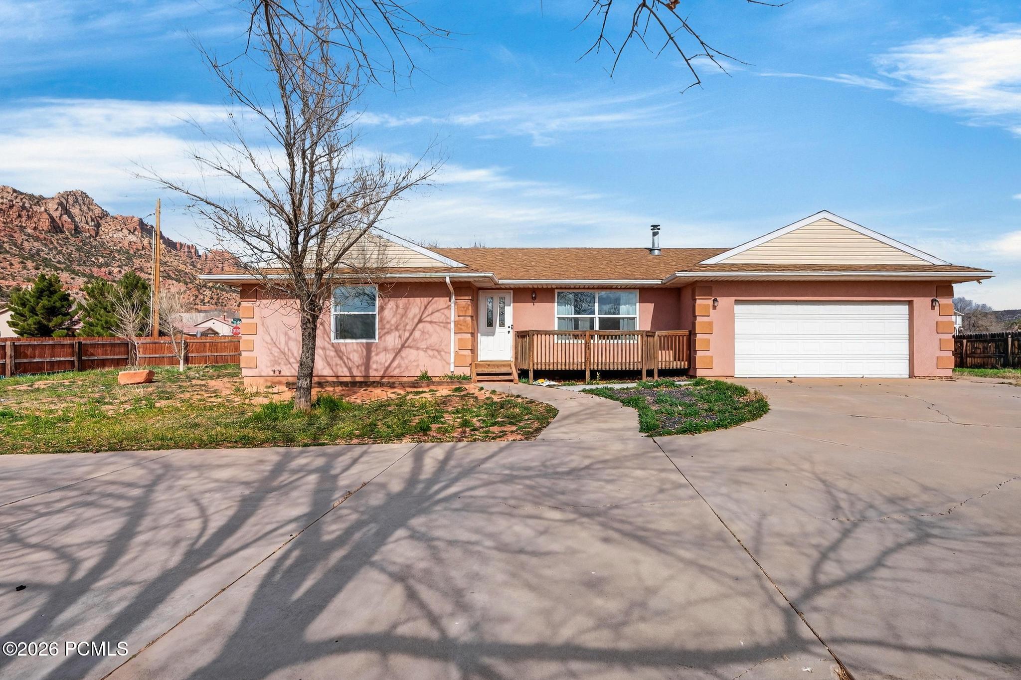 780 N Hildale Street, Hildale, UT 84784 — photo 1