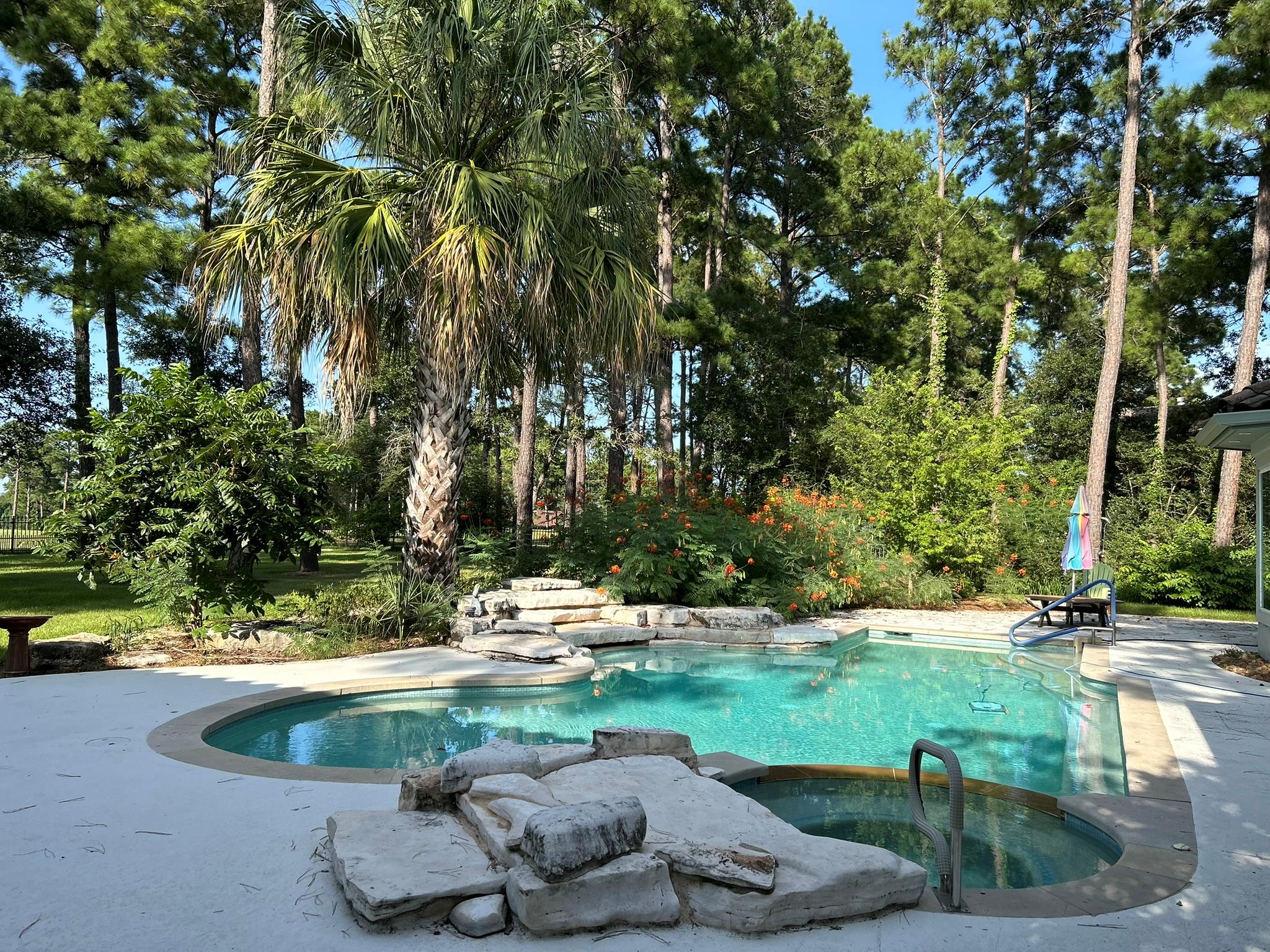 110 Pine, Bastrop, TX 78602 — photo 1