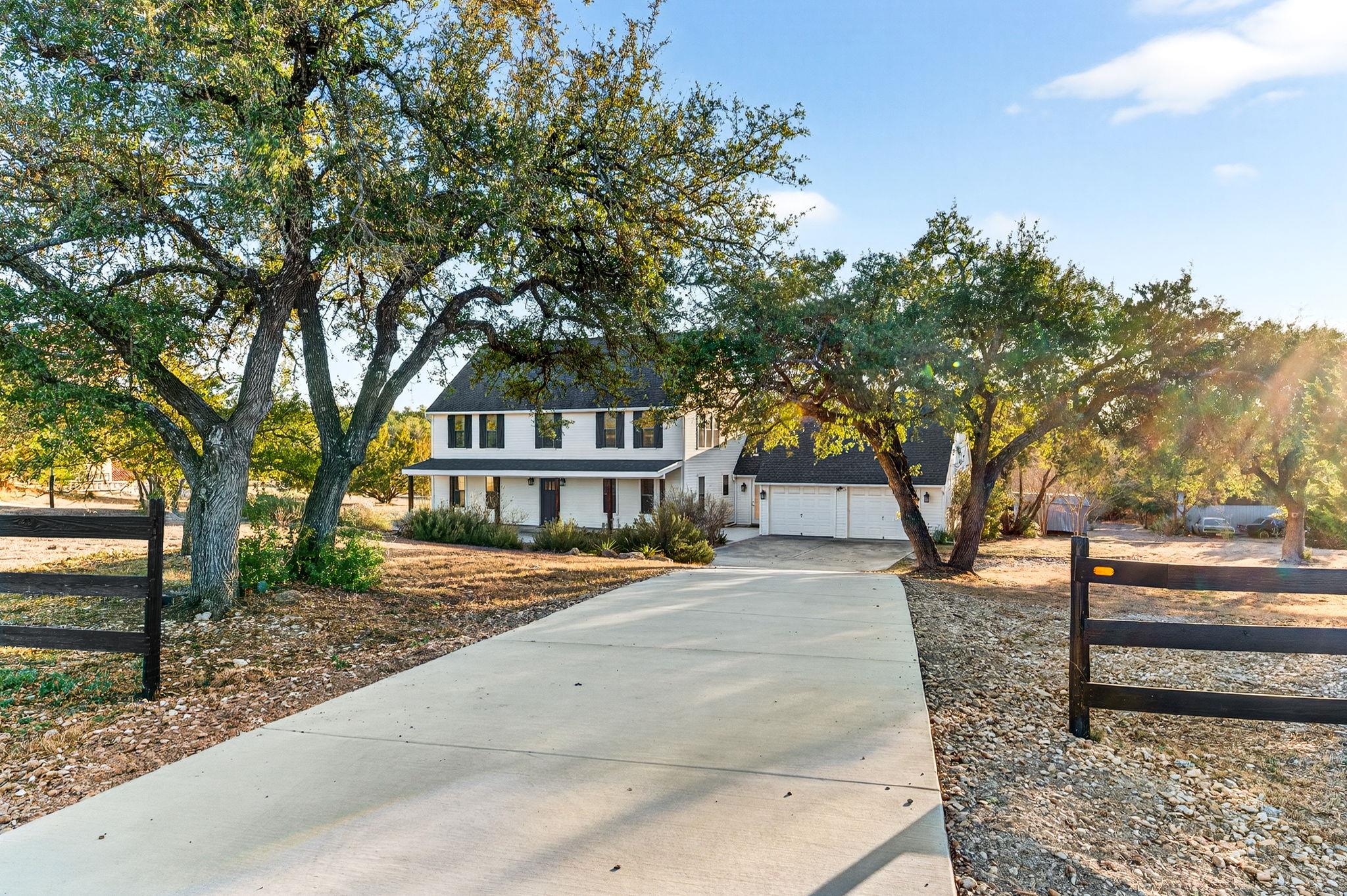 11305 Oaks, Austin, TX 78737 — photo 1