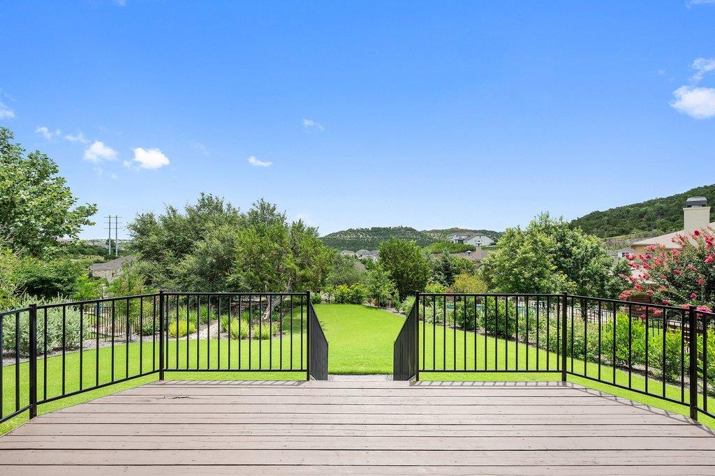405 Baldovino, Lakeway, TX 78738 — photo 1