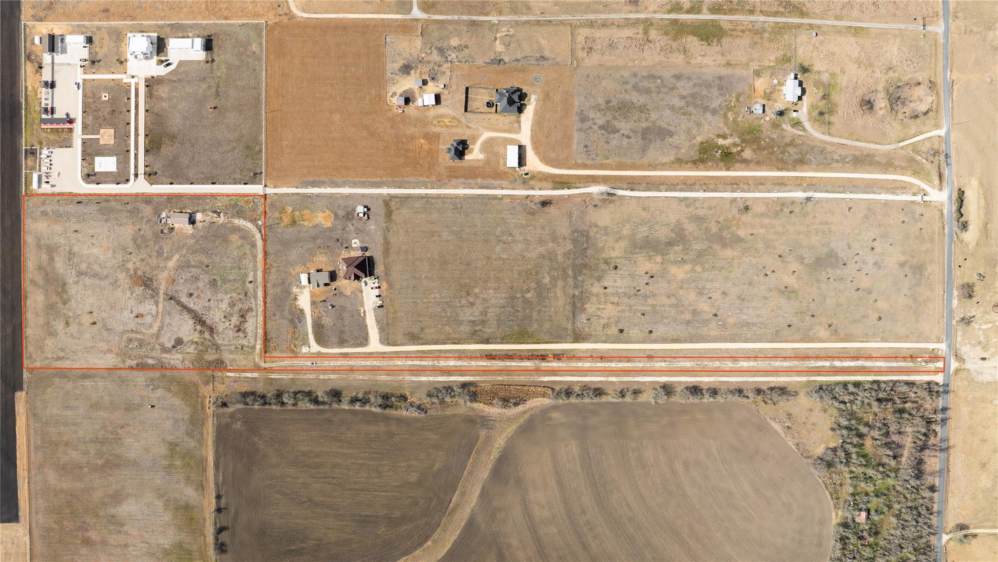 824  County Road 451 None, Coupland, TX 78615 — photo 1