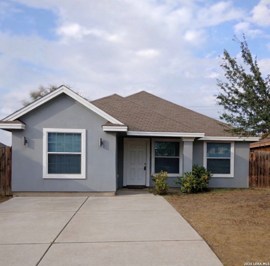 4324 Exodus, Laredo, TX 78046 — photo 1
