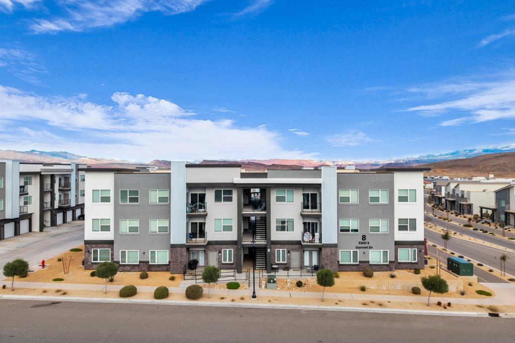 5801 S GARNET DR #8102, St George, UT 84790 — photo 1