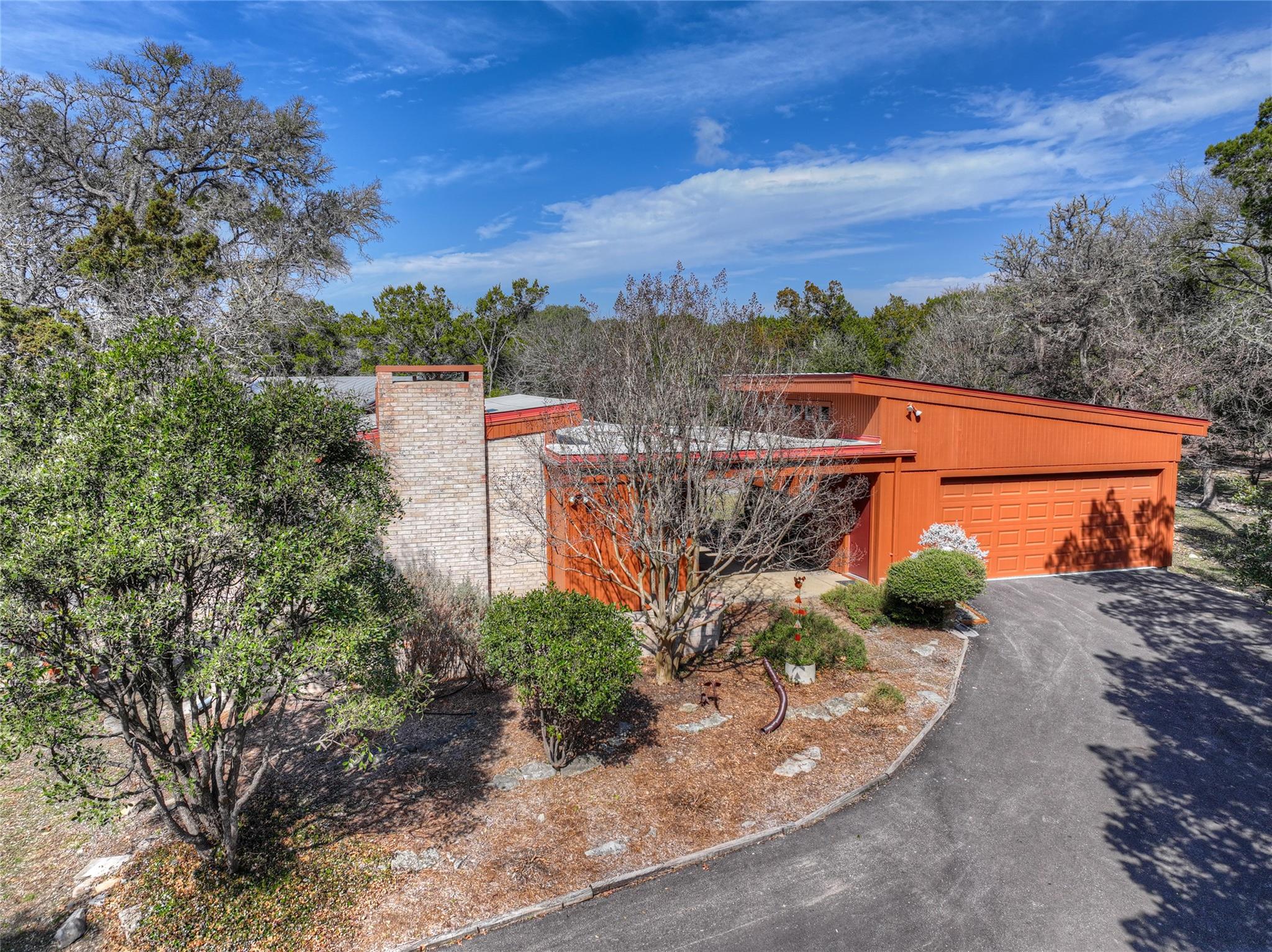211 Bunnyrun, San Marcos, TX 78666 — photo 1