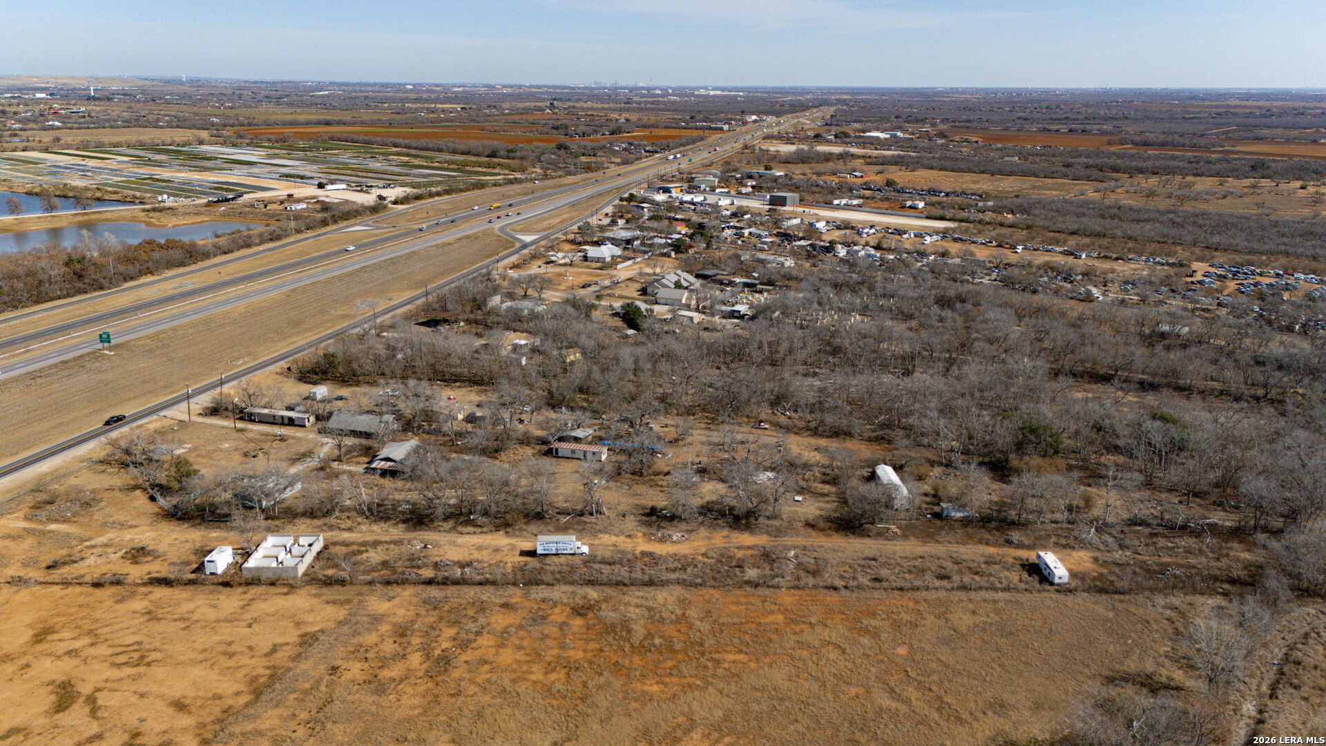 15476 interstate 35, ,  78073 — photo 1