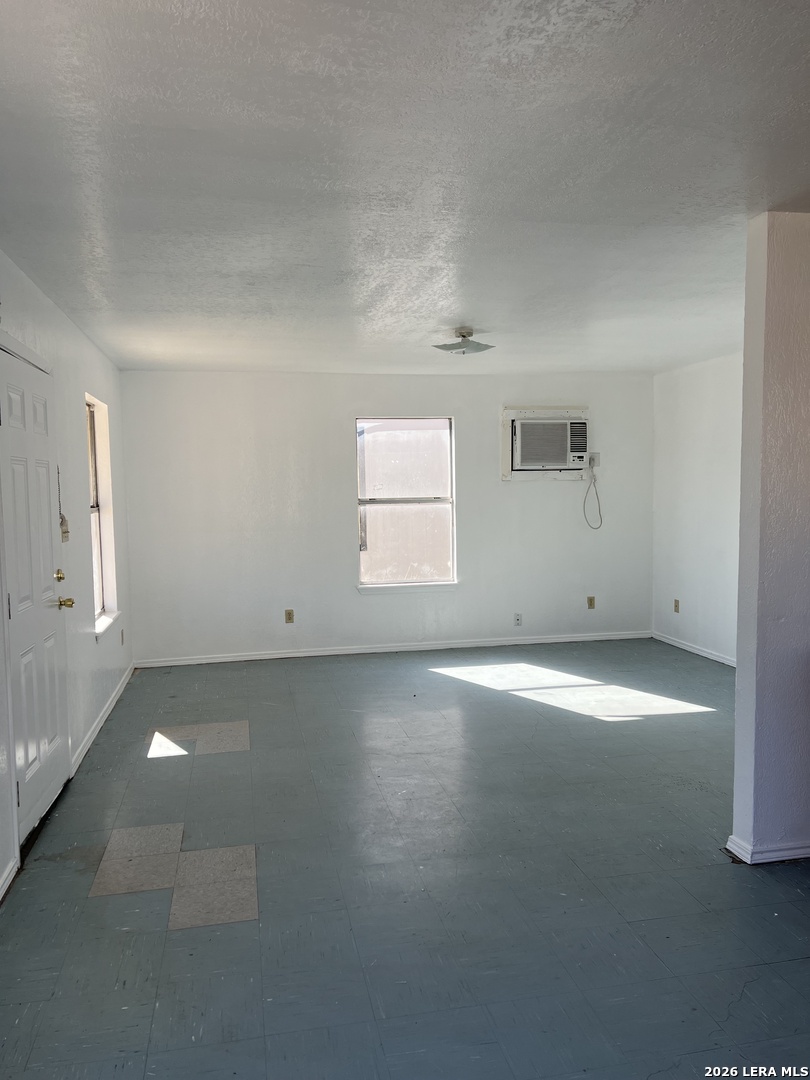 850 VANESSA, ,  78801 — photo 1