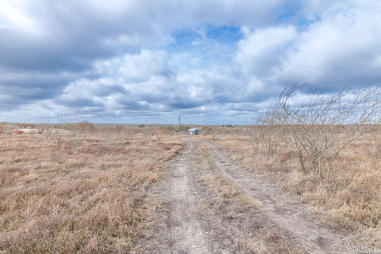 TBD Cr 304, ,  78159 — photo 1