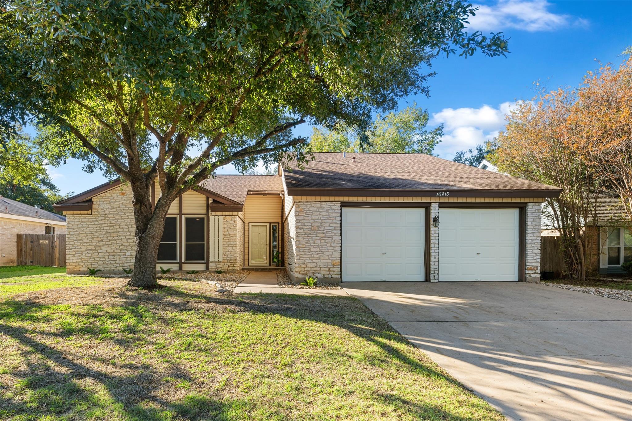 10915 Thicket, Austin, TX 78750 — photo 1