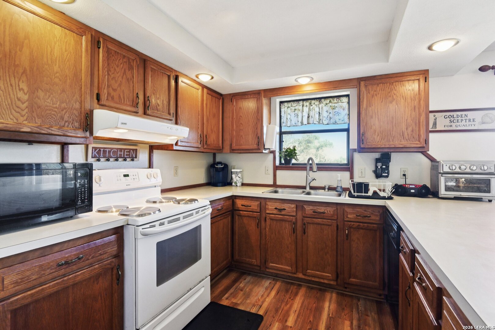 115 Codrington, ,  78028 — photo 1